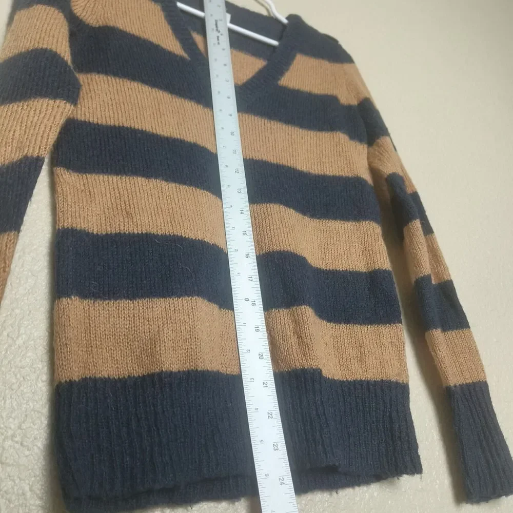 J Crew Size Large V Neck‎ Navy Blue Women's Merino Wool Sweater Long Sleeve